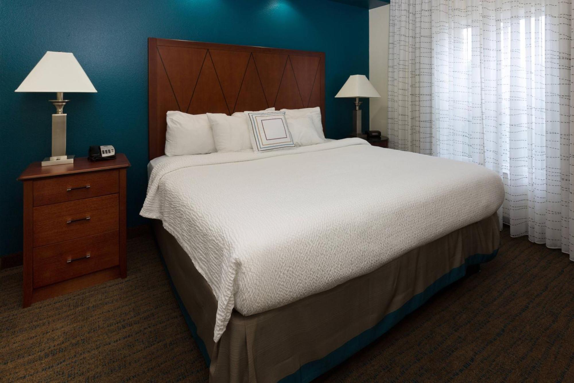 Hotel By Marriott Near Lsu 3*