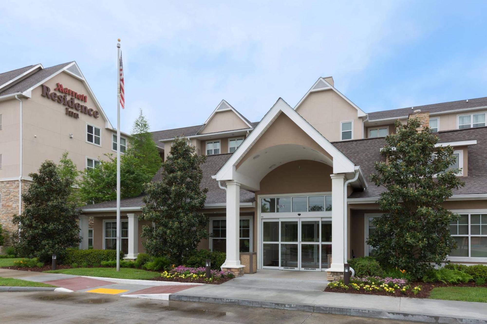 By Marriott Near Lsu 3* Baton Rouge
