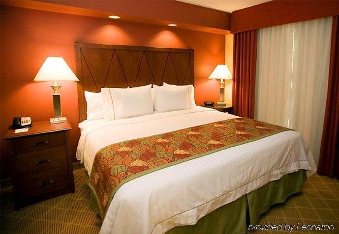 By Marriott Near Lsu 3* Baton Rouge